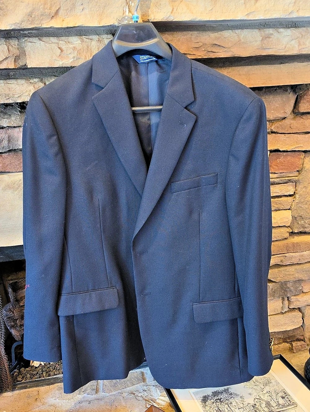 Stafford Men's Blue Blazer Size 46L Like New